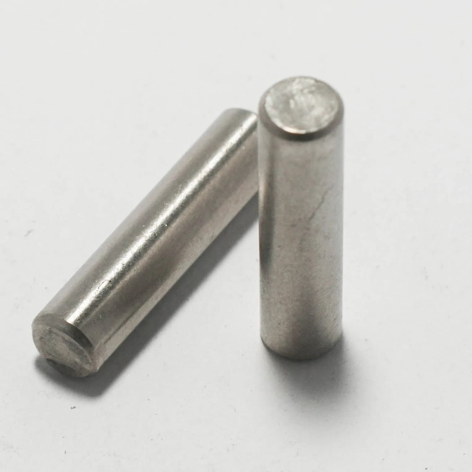 304 stainless steel dowel pins.