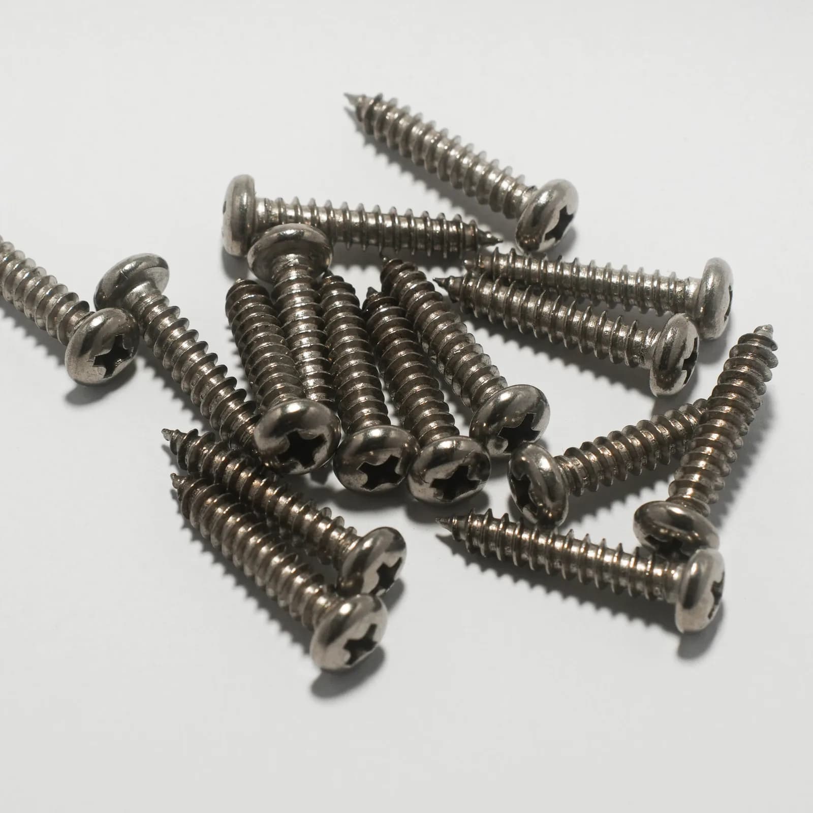 304 stainless steel pan head self-tapping screws.